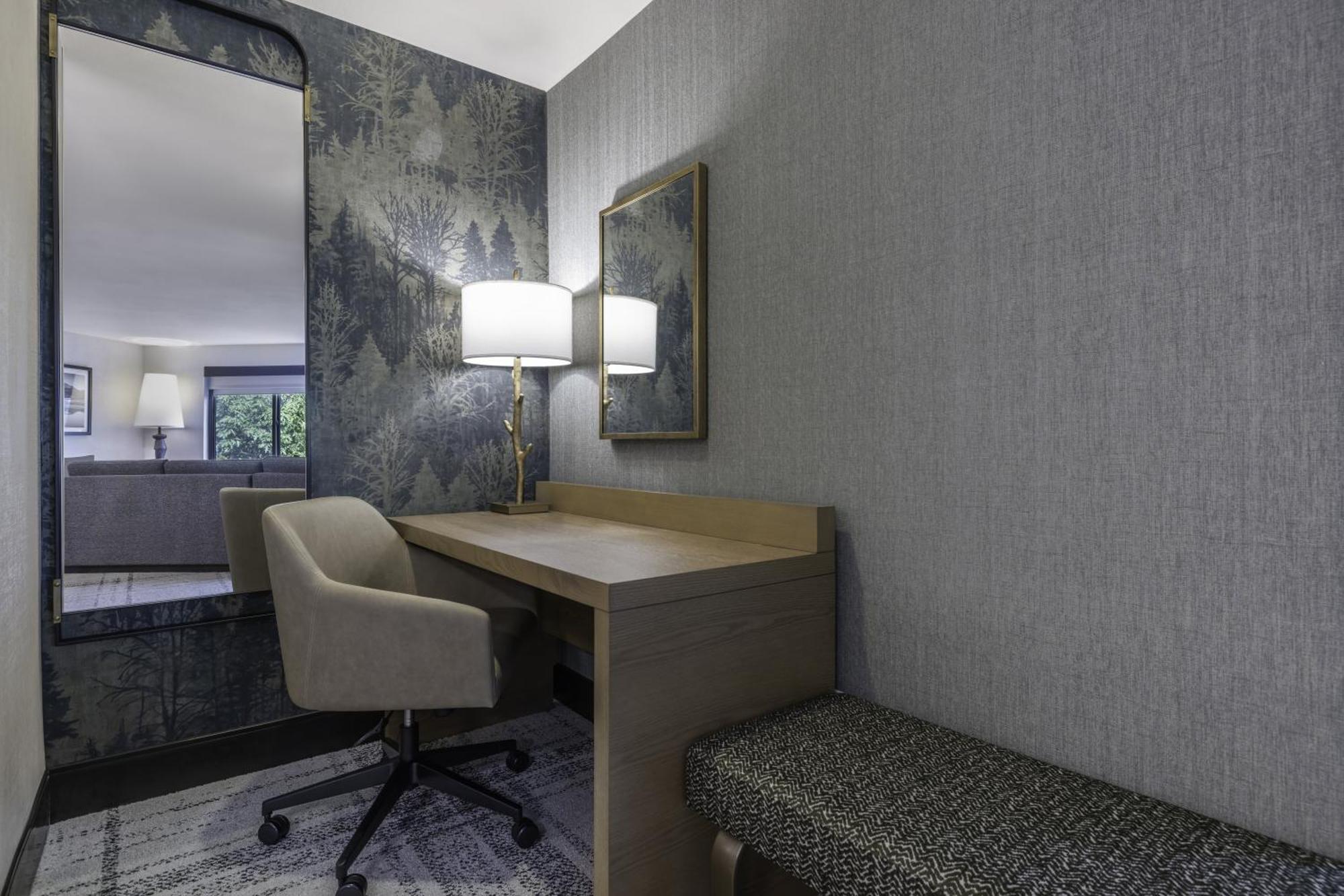 The Newberry Hotel Bend, Tapestry Collection By Hilton Екстериор снимка